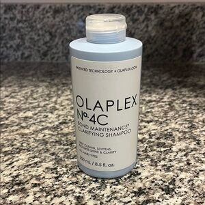 Olaplex No.4C Bond Maintenance Clarifying Shampoo